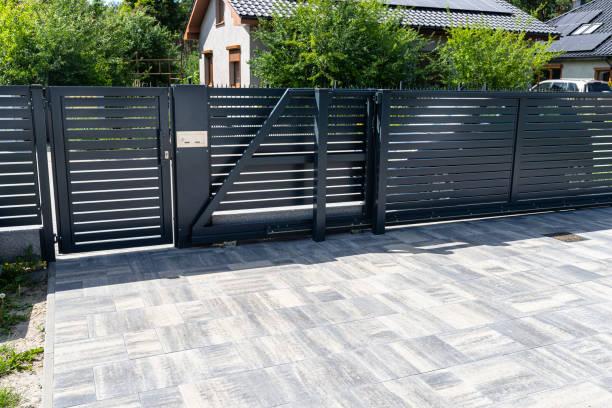 Best Residential Driveway Paver Services  in Braidwood, IL